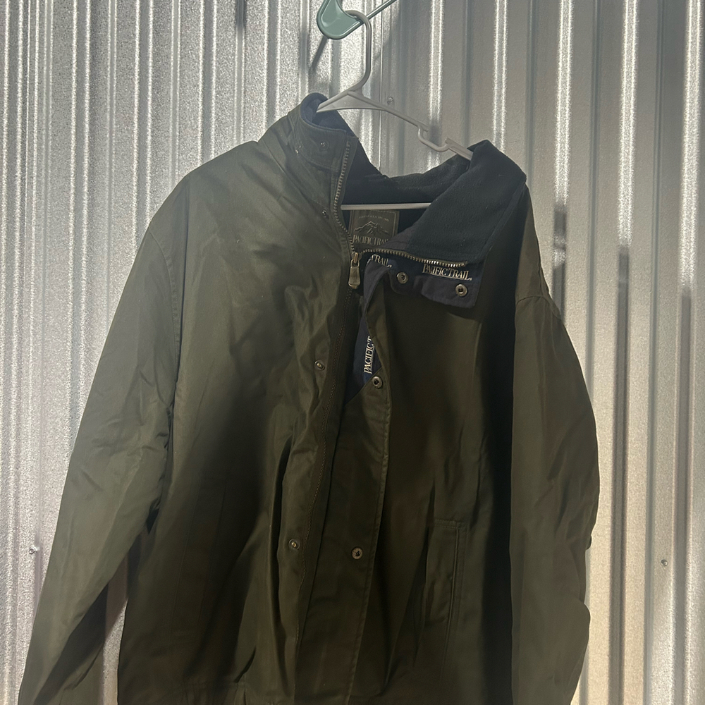 Pacifictrail jacket bomber style